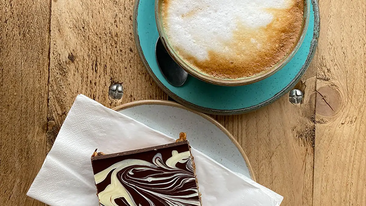 The Cabin – cake shop in Middleham town centre